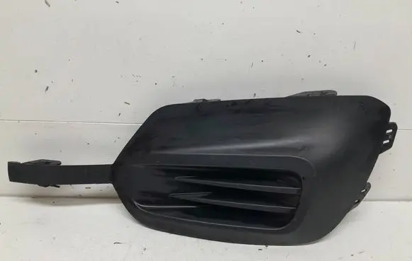 Opel Combo E Front bumper lower grill 981677788