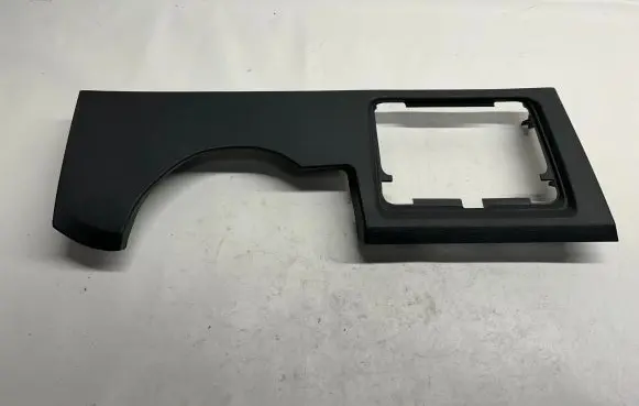 BMW X1 F48 F49 Dashboard lower bottom trim panel 6822057