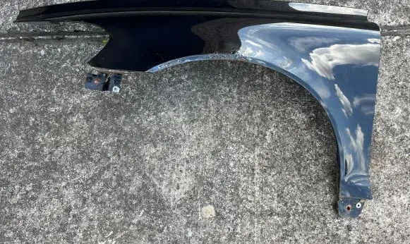 Volvo C70 Fender