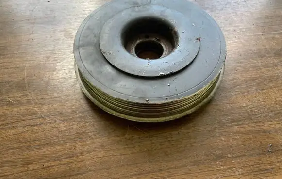 Peugeot 807 Crankshaft pulley