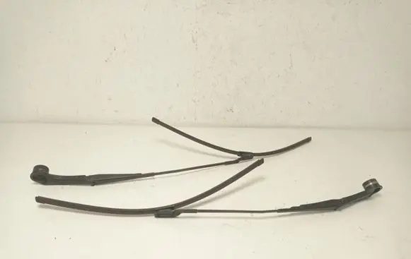 Ford Transit Custom Front wiper blade arm