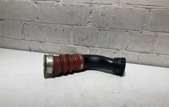 Intercooler hose/pipe