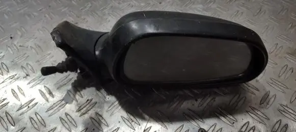 Front door electric wing mirror