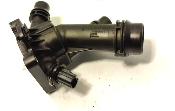 Thermostat/thermostat housing