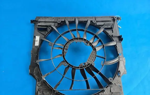 BMW X5 G05 Radiator set 8589043
