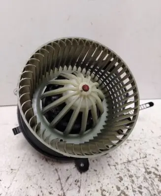 Volkswagen PASSAT B5.5 Heater fan/blower 740221233F 8D1820021