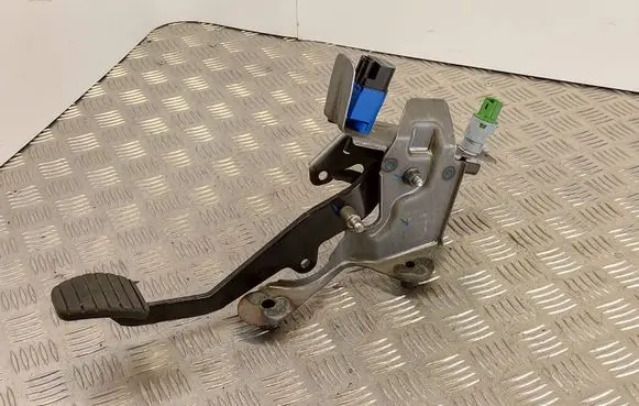 Clutch pedal
