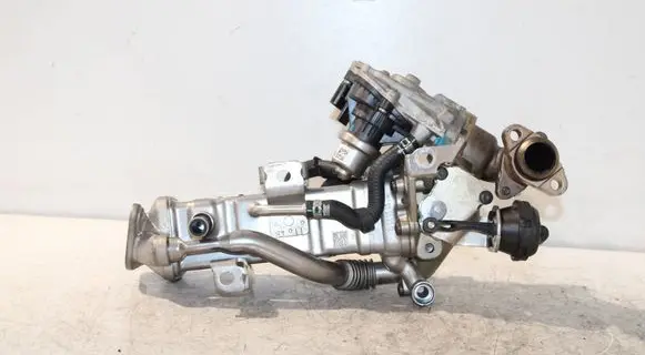BMW 1 F20 F21 EGR valve cooler 7822347