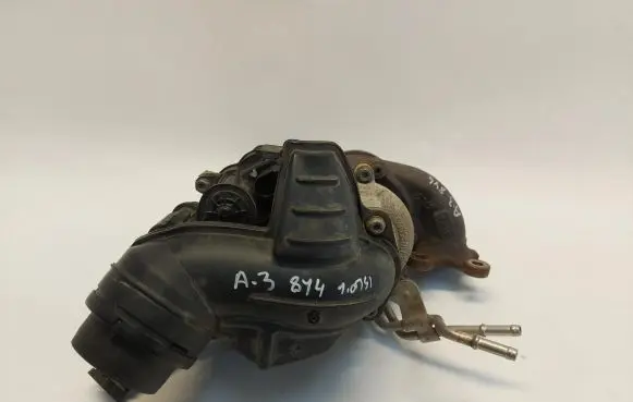 Audi A3 8Y Turbo 05C145704