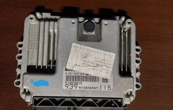 Alfa Romeo 159 Engine control unit/module ECU 0281016245 4H38A6AAM 51853815