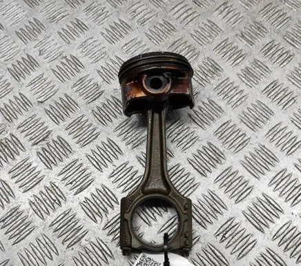 Volkswagen Golf VIII Piston 06Q107065