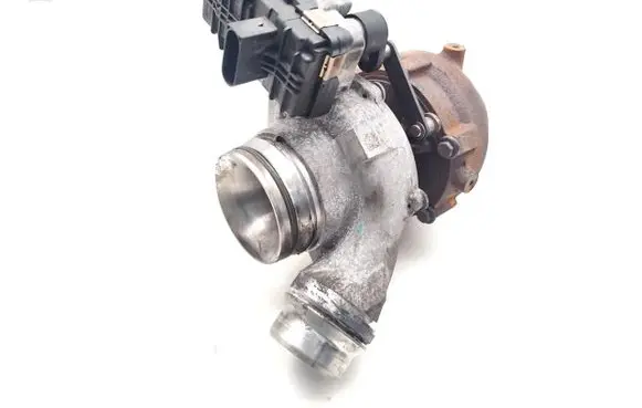 Toyota RAV 4 (XA40) Turbo 3465487 346548704
