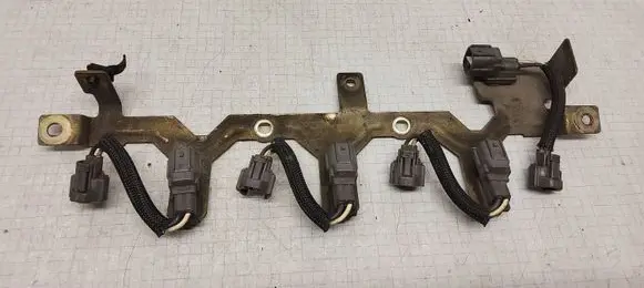 Mazda 6 Fuel injector wires 