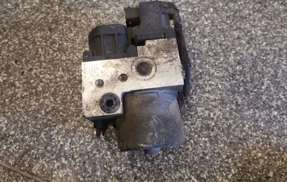 Toyota Avensis T220 ABS Pump 4451005030 0273004559