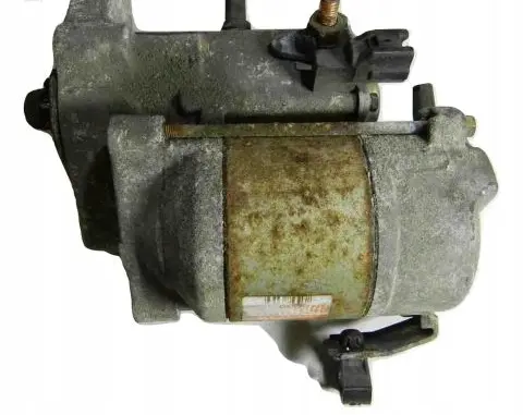 Toyota Yaris Starter motor 2810033050