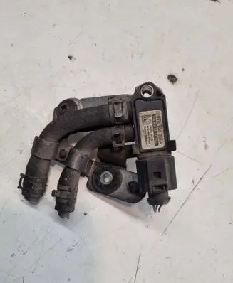 Volkswagen Touran I Exhaust gas pressure sensor 076906051A