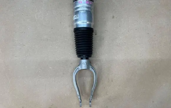 Maserati GranTurismo Front shock absorber/damper 06703021870 52804