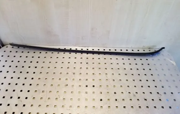 Volkswagen Touran I Windshield trim 1T0854327B