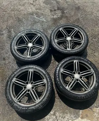 Audi A5 Sportback 8TA R18 alloy rim
