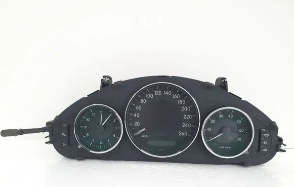 Mercedes-Benz CLS C219 Speedometer (instrument cluster) A2195400111