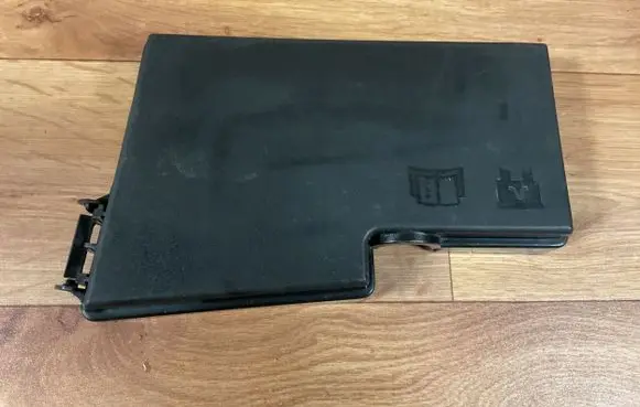 Ford Focus Fuse box cover 3M5T14A076AB