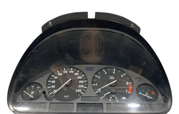 BMW 5 E39 Speedometer (instrument cluster) 8372359 62118372359