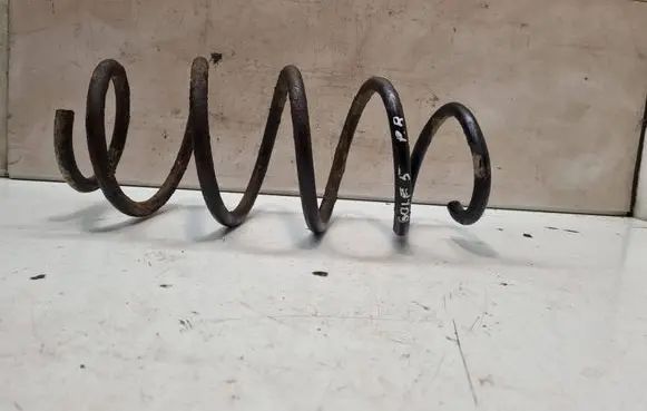 Volkswagen Golf V Front coil spring 