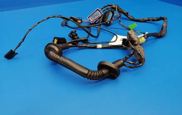 Jaguar XJ X308 Rear door wiring loom LNC3190 LNC3190GE