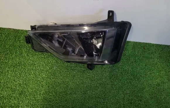 Volkswagen Golf Sportsvan Front fog light 510941661B