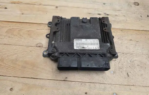 Alfa Romeo 156 Engine control unit/module 0281010986
