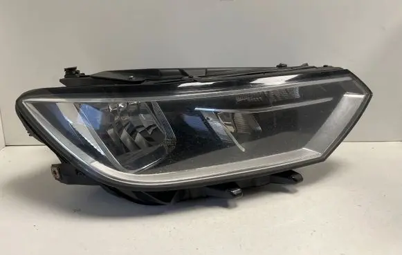 Volkswagen PASSAT B8 Headlight/headlamp 3G2941006B 90049914 X600V