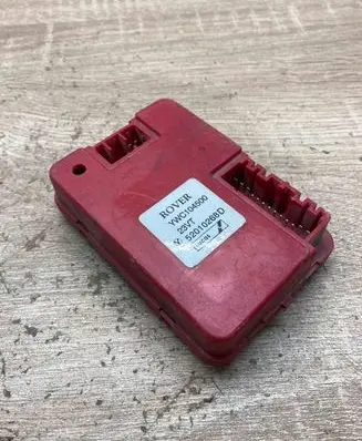 Rover 214 - 216 - 220 Fuse module YWC104500 52010268D 23VT