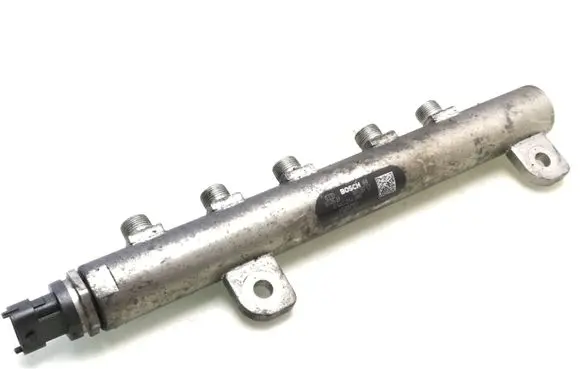 Opel Vectra C Fuel main line pipe 0445214095 55209572 55207677