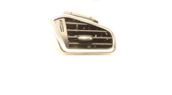 Dashboard side air vent grill/cover trim