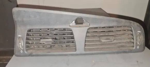 Volvo V70 Dash center air vent grill 3409374