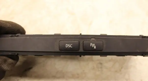 BMW 5 E60 E61 Parking (PDC) sensor switch 6938310