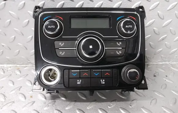 Jaguar XJ X351 Climate control unit AW9318D687DE