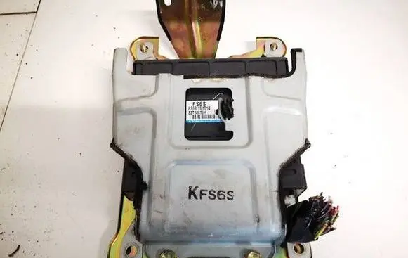 Mazda MPV Comfort/convenience module e2t88876h fs6s18881b