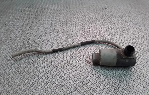 Toyota Auris 150 Windscreen/windshield washer pump 080417A