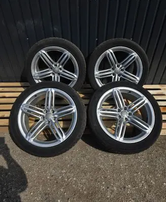 Audi Q5 SQ5 8R R20 alloy rim 8R0601025BJ