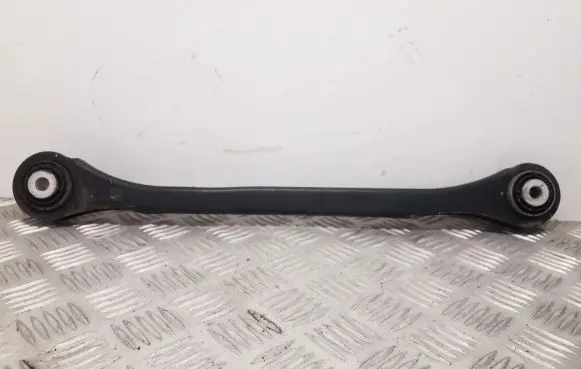 Rear control arm