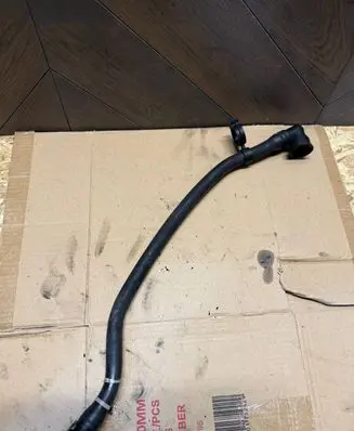 Jaguar XF X250 Engine coolant pipe/hose