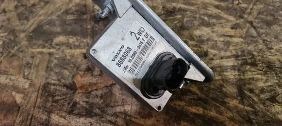 Volvo V70 ESP acceleration yaw rate sensor 8688069