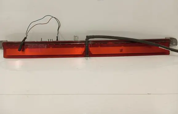 BMW 3 E90 E91 Third/center stoplight 7159020 13264010