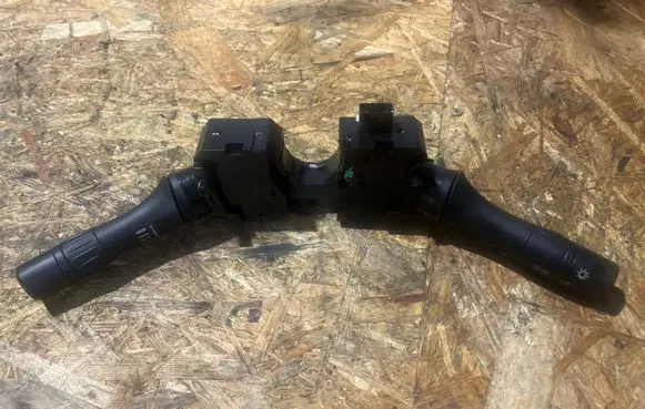 Nissan Navara D23 Indicator stalk