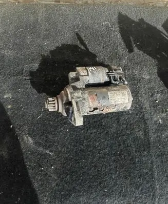 Audi A1 Starter motor 02Z911024H