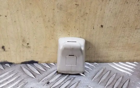 Sun visor clip/hook/bracket