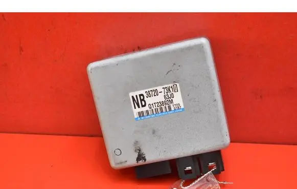Suzuki Swift I Engine control unit/module ECU 3872073K10