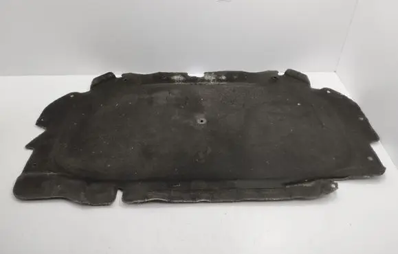 Engine bonnet/hood sound/heat insulation