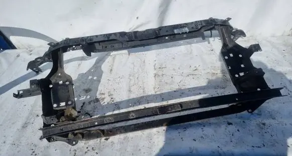 Nissan Qashqai Radiator support slam panel 